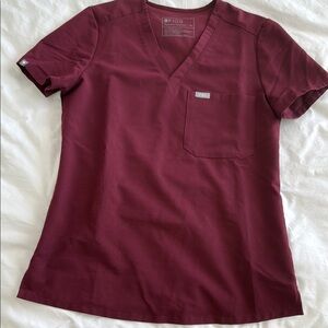 Figs Burgundy Catarina One Pocket Top